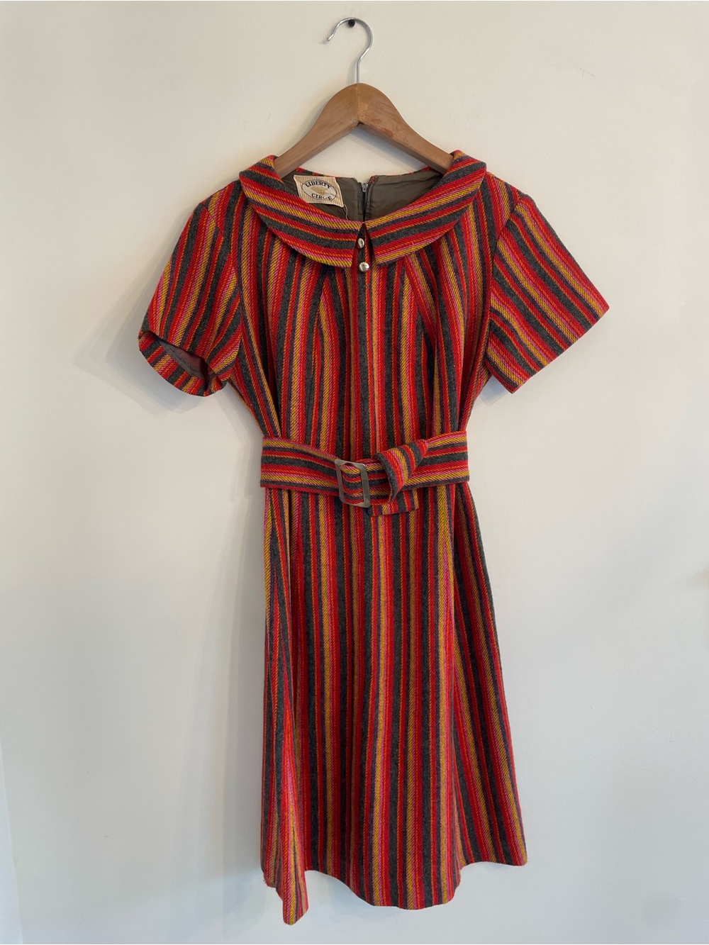 Women’s 1970s Striped Babydoll Dress - Picture 2 of 10